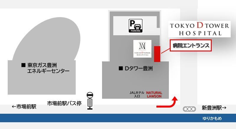 病院エントランスは、ホテル入口から向かって右側です。