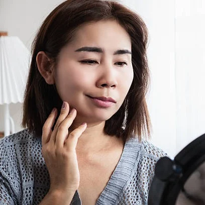 「ただの疲れかもしれない」と見過ごしがちな手足のしびれや顔のぴくつきは、脳や神経の異常からくることもあります。脳出血や脳腫瘍、神経疾患など、早期発見が重要なケースも多くあります。

当院の脳神経外科では、CT検査・MRI検査と高度先進・特殊医療を組み合わせ、それぞれの患者さんにとって最も確実で、脳や体に負担が少ない手術法を選択し治療を行います。些細な違和感でも、専門医への相談が安心につながります。

江東区で、脳神経外科をお探しの方、東京Dタワーホスピタルへお越しください。
#東京dタワーホスピタル
#豊洲市場
#豊洲
#脳神経外科
#心臓血管外科
#循環器内科
#整形外科
#糖尿病内分泌内科
#一般皮膚科
#婦人科